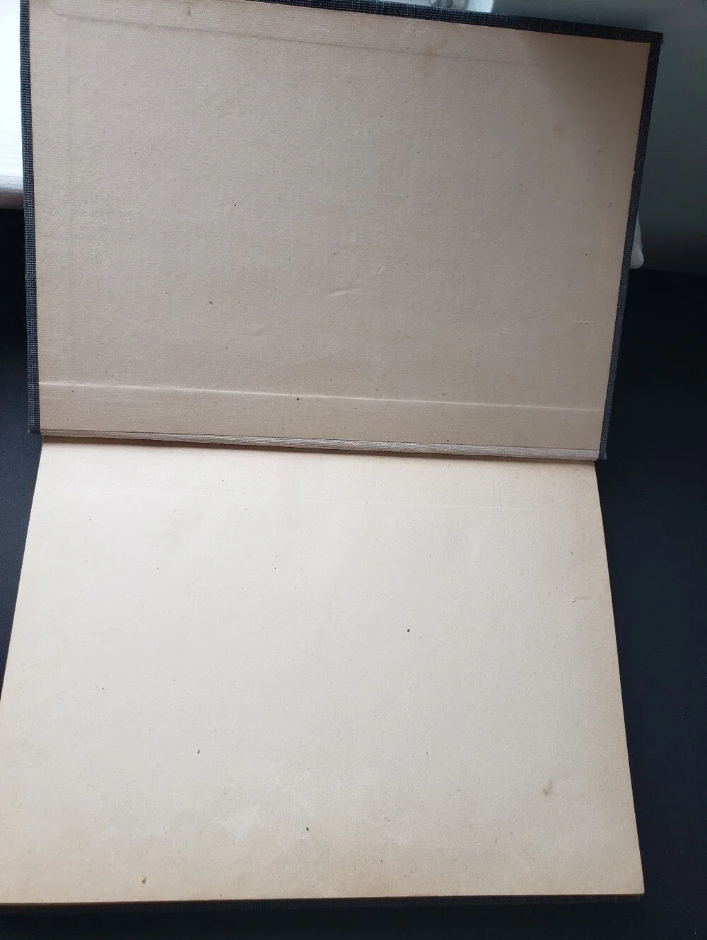 N/A hardcover clothbound